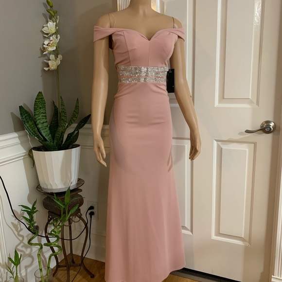 Women’s junior off shoulder dirty pink dress - Picture 4 of 12